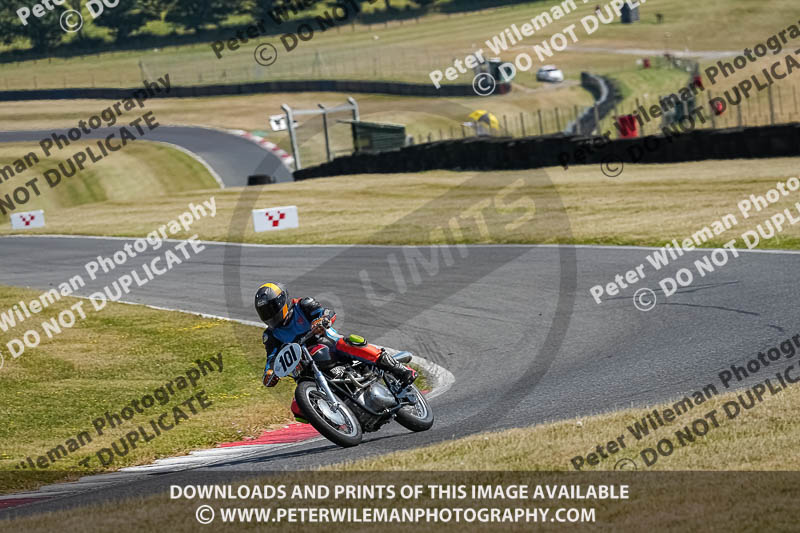cadwell park;cadwell park photographs;cadwell trackday photographs;enduro digital images;event digital images;eventdigitalimages;peter wileman photography;racing digital images;trackday digital images;trackday photos